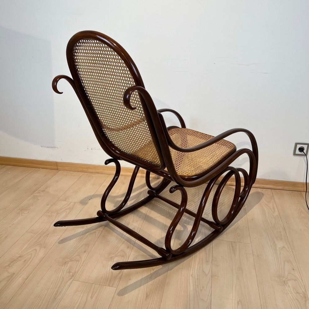 Art nouveau outlet rocking chair